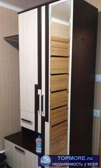 1-комнатная квартира с жилой лоджией, есть все для комфортного проживания. Во дворе дома детские и спортивные... - 1