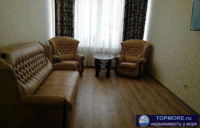 Сдается однокомнатная квартира на длительный срок.В квартире есть все необходимое для жизни:стиральная...