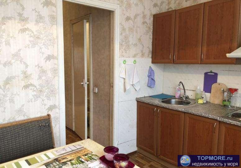 Продается двухкомнатная квартира застройщик КОНСОЛЬ.  Лоджия застеклена, домофон, 2 кладовые. Тихая, тёплая, окна... - 1