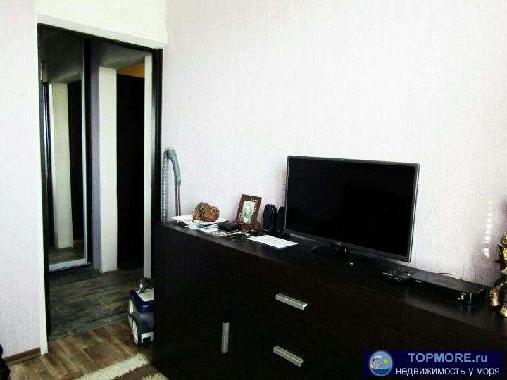 Предлагается к продаже шикарная трехкомнатная квартира в морском районе города на 'Летчиках', ул. Колобова.  В... - 2