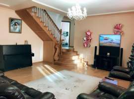 Сдается большой,светлый, уютный дом. Отдельно стоящий, в...