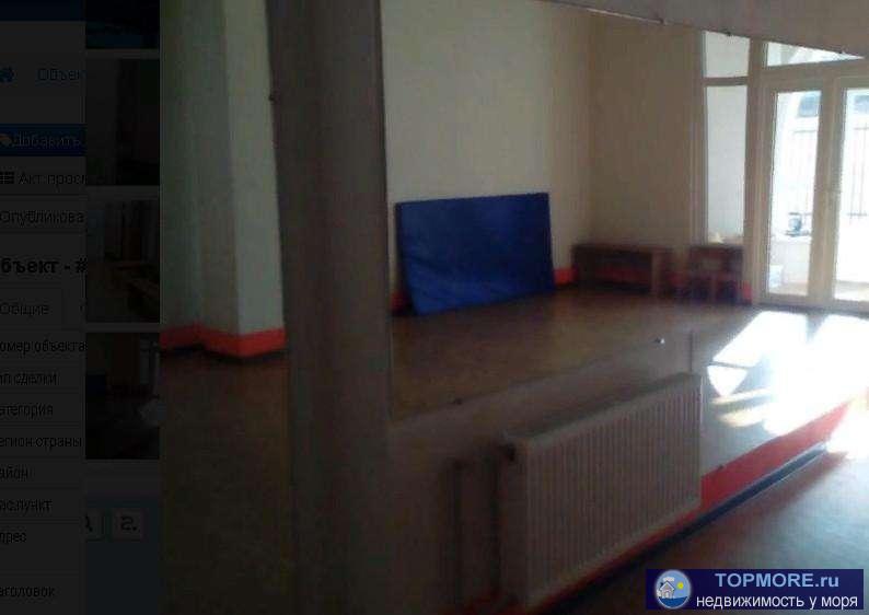 Сдается в аренду помещение свободного назначения 500 кв.м. на пр-те Античный. Сейчас в помещении открыт спортивный... - 1