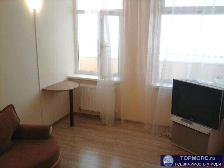 Сдаётся однокомнатная квартира на Вакуленчука. Свежий ремонт. Окна выходят в тихий двор. Квартира полностью...