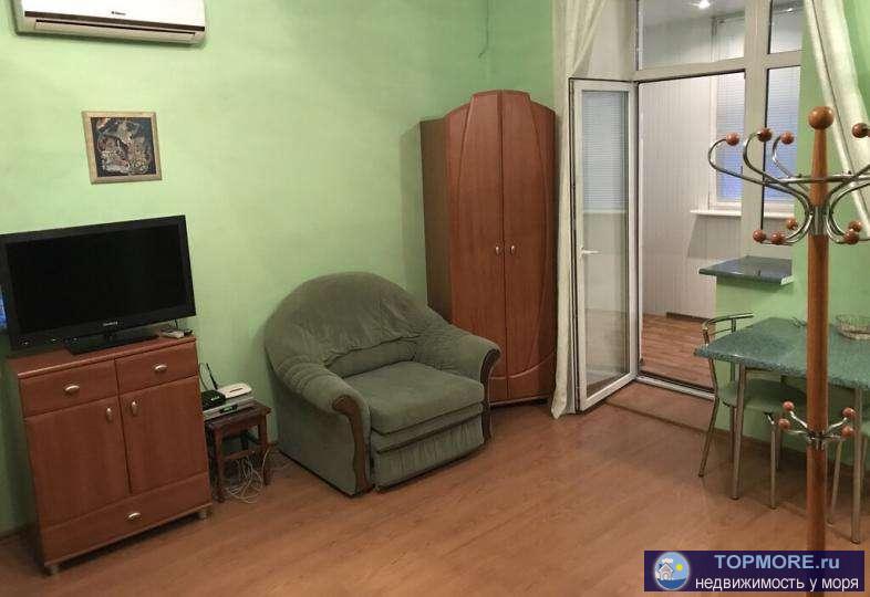 Центр города.  Хорошее расположение , вай фай , телевизор ,стиральная машина , кондиционер . Есть все для комфортного... - 2