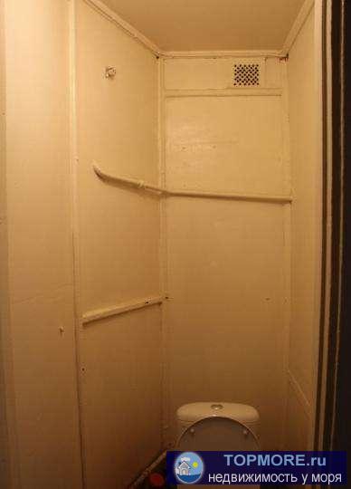 Сдается двухкомнатная квартира  на пр. Генерала Острякова 91. В тихом месте рядом со всей инфраструктурой. Состояние... - 2