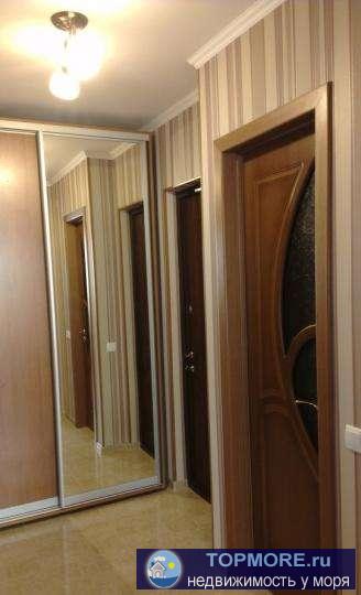 Сдается однокомнатная квартира на Комбрига Потапова (район Метро), лоджия - 9 кв.м  жилая - отапливаемая, с диваном,... - 2