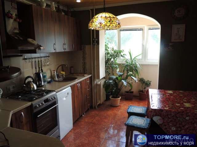 Продаю 3-ю квартиру 83,5 м² на 5 этаже 6-этажного кирпичного дома. Год постройки здания - 1998 г. Комнаты раздельные,...