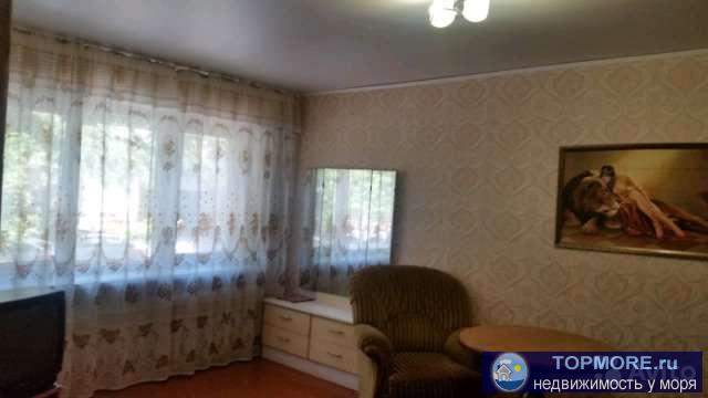 Продается 1к квартира на первом этаже. Окна выходят на улицу. Возможно использование под коммерцию.Возможен...