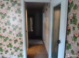 Полноценная обычная однокомнатная квартира в кирпичной трёхэтажке....