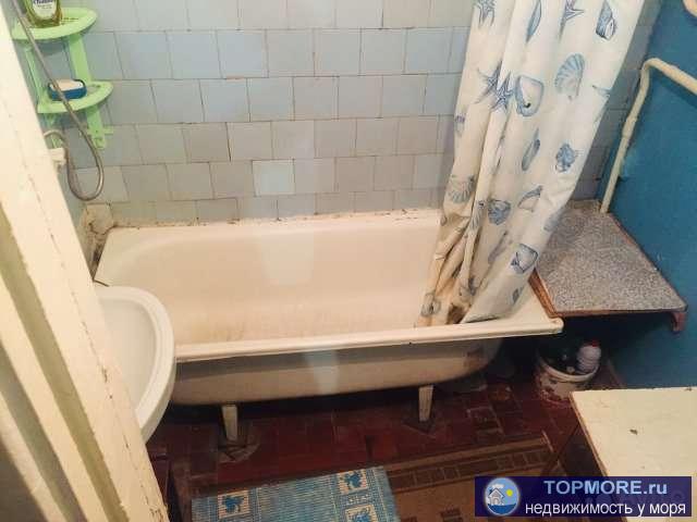 Продаю квартиру в центре Приморья.Дом кирпичный,улучшенной планировки.Строили срз для себя,поэтому домов с такой... - 2