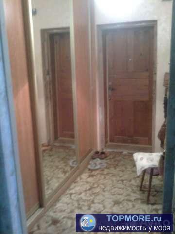 Меняю 2х комн кв. в спальном р-оне г.Туапсе.ул.Звездная.Комнаты раздельные:13кв,9,3кв.Кухня 6.0,в прихожей встроенный... - 1