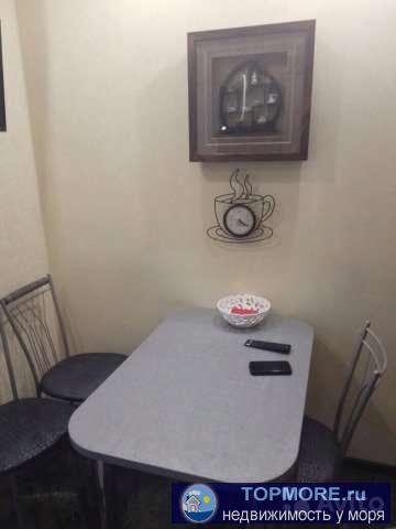 Продаётся 2х комнатная квартира улучшенной планировки с евроремонтом на 3 этаже. До моря 3 минуты ходьбы, развитый... - 2