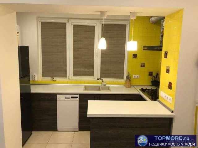 Продаю двухкомнатную квартиру. Квартира с хорошим ремонтом с большой кухней-гостиной. По всей квартире на полу...