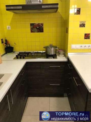 Продаю двухкомнатную квартиру. Квартира с хорошим ремонтом с большой кухней-гостиной. По всей квартире на полу... - 1