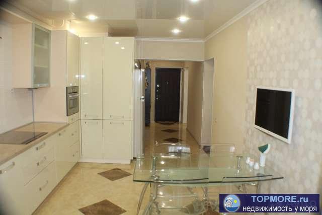 Продается 4-х комнатная квартира, общей пл. 95 м.кв., на 1-ом ВЫСОКОМ этаже (подоконники от 2-х до 3-х метров от... - 1