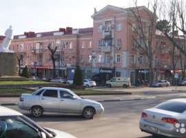 Продается 3-х комнатная квартира в самом центре города. Квартира...