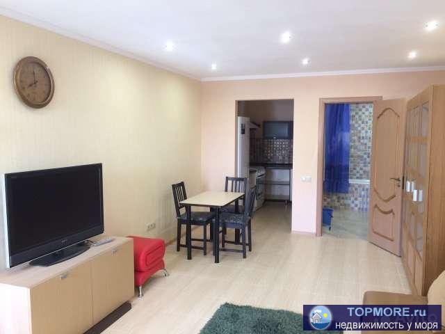 Квартира по ул.Кириченко 'Соловьиная Роща'. Новый ремонт, полностью обустроена мебелью и техникой. Стоянка для авто... - 2