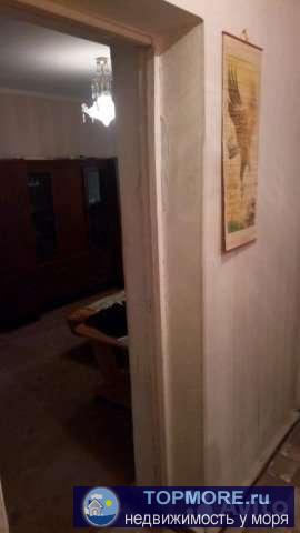 Однокомнатная квартира, на первом этаже. Чистая, ухоженная. Жилая комната, сплит система. Так же центральное... - 2