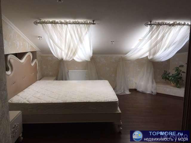 Продаётся 3х комнатная квартира с дополнительной жилой комнатой на мансардном этаже. Дом газифицирован (природный...