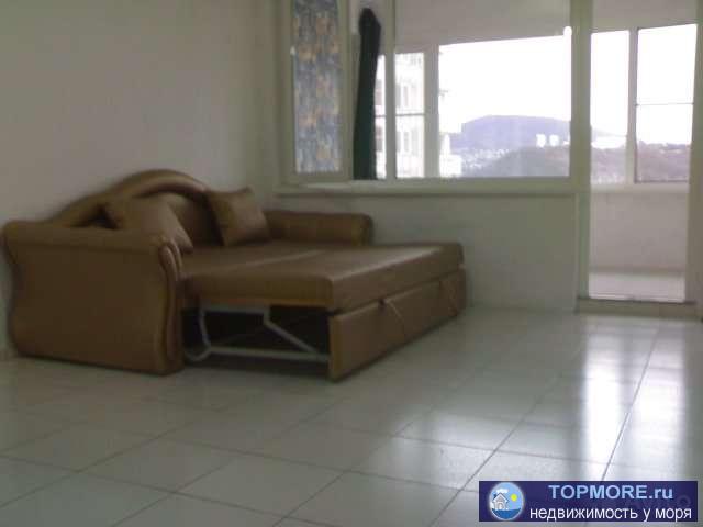 Туапсе-город курорт расположен на восточном побережье Чёрного моря,в 118-и км от Сочи - по автодороге.Население 63... - 2