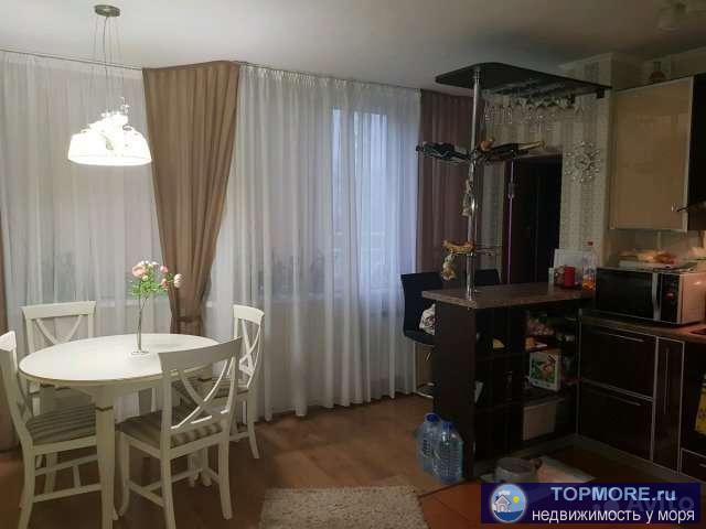 Квартира в хорошем состоянии. Природный газ. Два санузла - в одном душевая кабина, в другом ванна. Рядом школа,... - 1