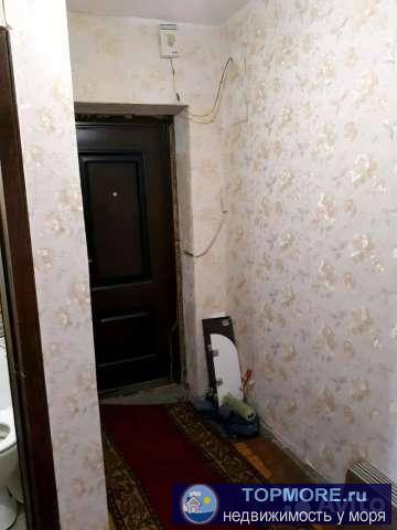 Продам 2х комнатную квартиру, санузел раздельный, комнаты раздельны,везде пластиковые окна, балкон и лоджия утеплены... - 2