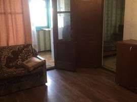 Мебелированная распашонка 3 комнаты, сан узел совмещённый, собственник