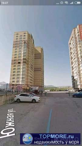 Квартира в новом монолитно-кирпичном доме. Закрытая территория, детская площадка, большая стоянка. В подъезде... - 1