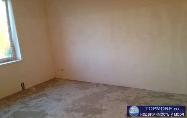 Двухкомнатная квартира 50 кв.м. без ремонта. Пластиковые окна, Сделана штукатурка. Рядом центральный рынок, торговый... - 1