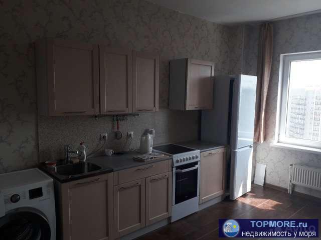 Продам однокомнатную квартиру в Южном районе. Компания застройщик 'ПИК'. Абсолютно новый ремонт, в квартире... - 1