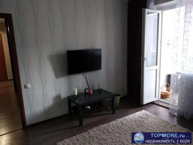 2-х комнатная улучшенной планировки, хороший ремонт, новая кухня, утепленная лоджия с выходом из двух комнат, рядом... - 2