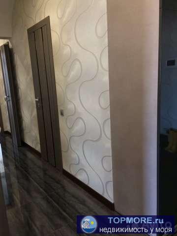 Продам квартиру.Собственник.Сделка строго нотариальная.Без посредников.Подходит в ипотеку.Ремонт делали для себя.В... - 2