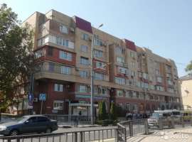 Продается двухкомнатная квартира с ремонтом. Балконы остеклены...