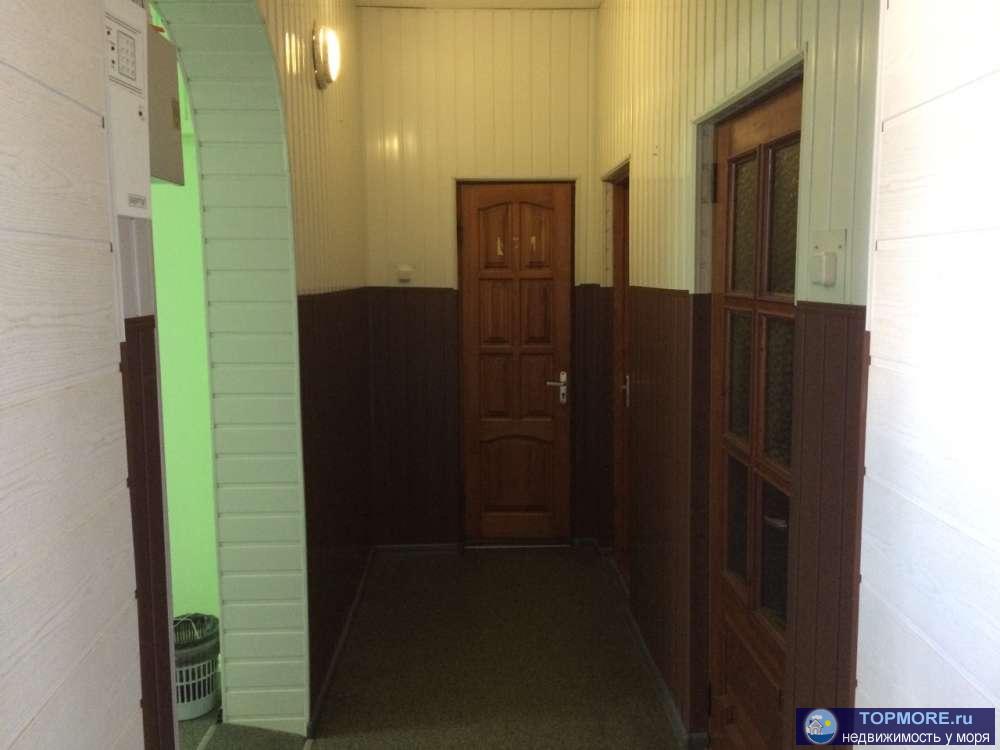 Продается в центре коммерческое помещение общ.пл. 414кв.м., ул. Щербака.   Своя огороженная каменным забором... - 7