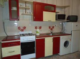 Ялта, ул.Заречная, свой двор, парковка. До Набережной 100 метров....