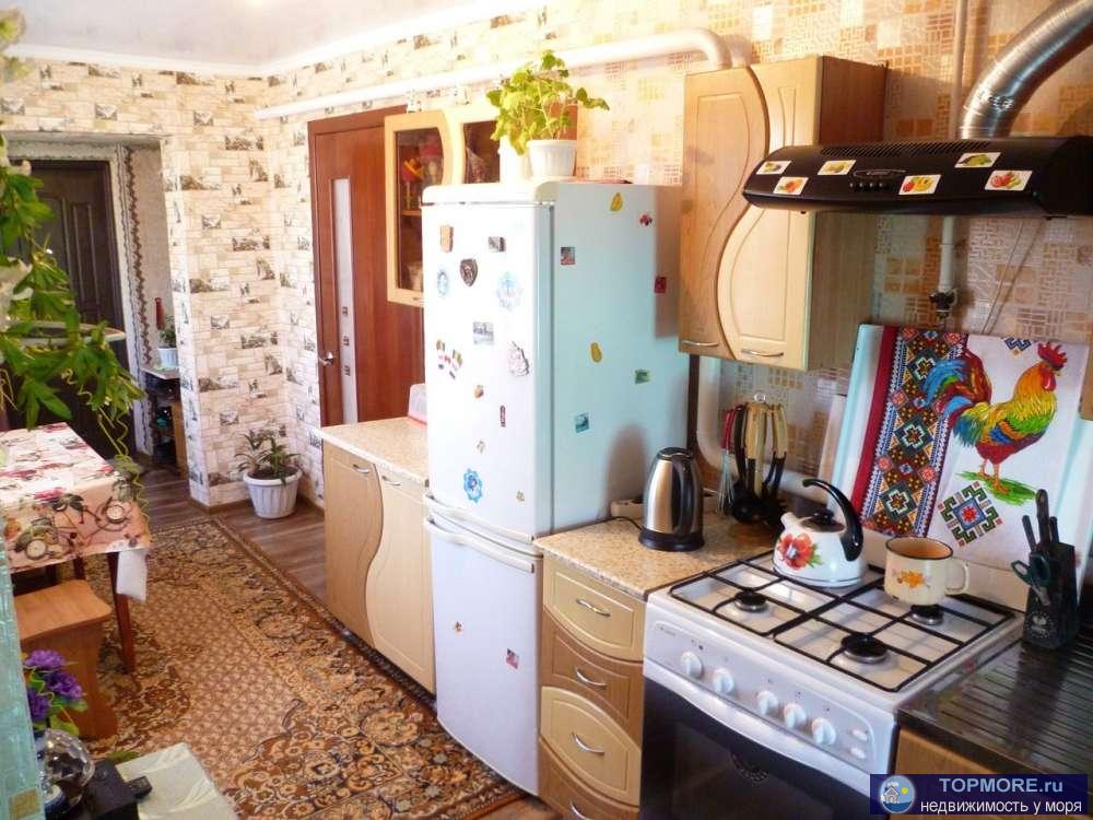 Сдается посуточно комфортное жилье, на побережье Азовского  моря, до моря идти 5 минут. В доме 3 комнаты, кухня,... - 14