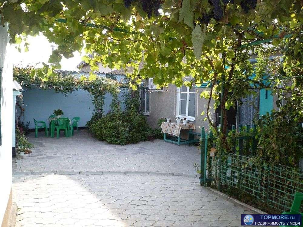 Сдается посуточно комфортное жилье, на побережье Азовского  моря, до моря идти 5 минут. В доме 3 комнаты, кухня,... - 2