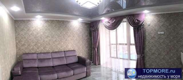 Прямая продажа от собственника. Квартира выходит на южную сторону. Все окна смотрят на море. До песчаных пляжей 250...