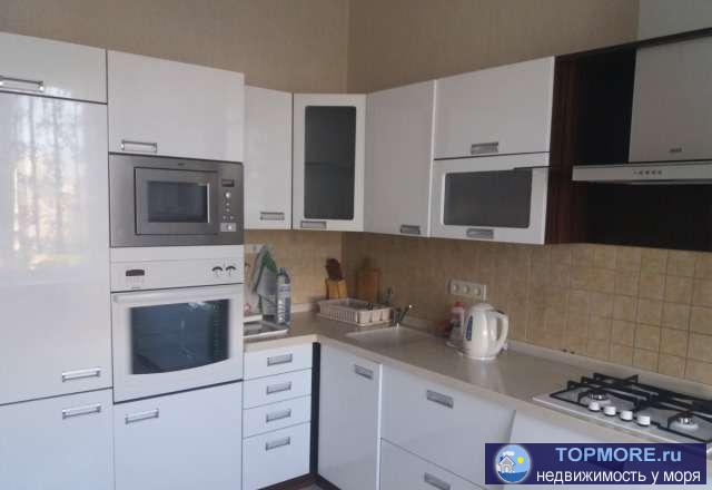 Продам новую двухкомнатную квартиру с видом на море в Евпатории, в элитном доме. 4 этаж семиэтажного здания. В... - 1