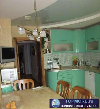 Квартира+подземный гараж! Квартира свободна физически и юридически. 5 комн. квартира в р-не Универсама в Евпатории.... - 1