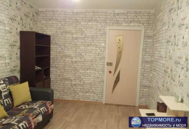 Продается в связи с переездом уютная двухкомнатная квартира в центре Евпатории. В квартире произведен свежий ремонт,... - 1