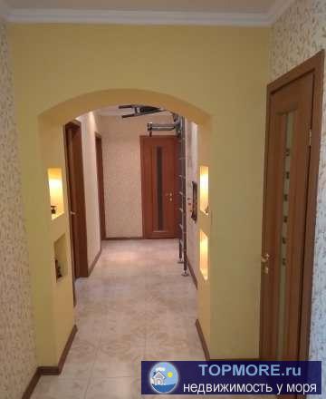 Продается 4-х комн . квартира с хорошим ремонтом на 3-м этаже 9-ти этажного дома.Все комнаты раздельные.Лоджия и... - 1