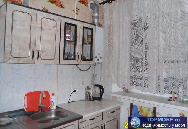 Продам по ул.Фрунзе Гагарина 2 кв на 1/4эт дома под офис или Жилье ремонт,кондиционер