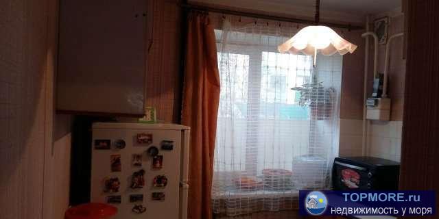 Риэлторов прошу не беспокоить не под каким предлогом!Квартира требует косметического ремонта,есть счетчики,с/у... - 1