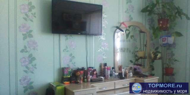 Продам 2 комнатную квартиру ул.Конституции 36 со всеми удобствами на 9/9 этаже общей площадью 43,6 комнаты 16,9/11,5...