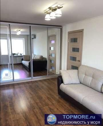 Продам квартиру в хорошем районе. Рядом жд и автовокзал, остановка трамвая и автобуса. Отличная школа в 50 метрах (...