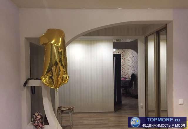 Продам квартиру! Свежий ремонт, стены, пол все снималось до плит, пластиковые окна, балкон застеклен, в комнатах... - 2