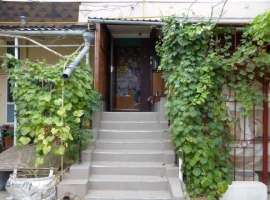 Продаю 2-хкомнатную квартиру в историческом центре Евпатории в 5-ти...