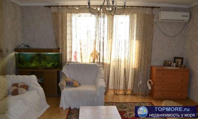 4-х комнатная квартира в Евпатории. Хозяин. Общая площадь-90,жилая-54(13,4+11,7+9,3+19,5).Состояние жилое.... - 1