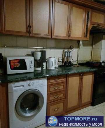 Срочно!Продам!Уютную 4х комн.квартиру,в хорошем районе.Рядом остановка,магазины,школа,садик.Документы РФ.Торг.